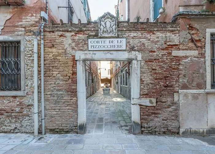 Ca' Delle Pizzocchere, A Perfect Spot In San Marco